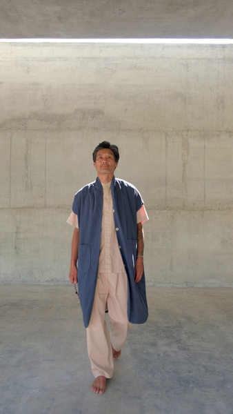 GARIS [ line ] - vest long with belt - 100% blacu cotton